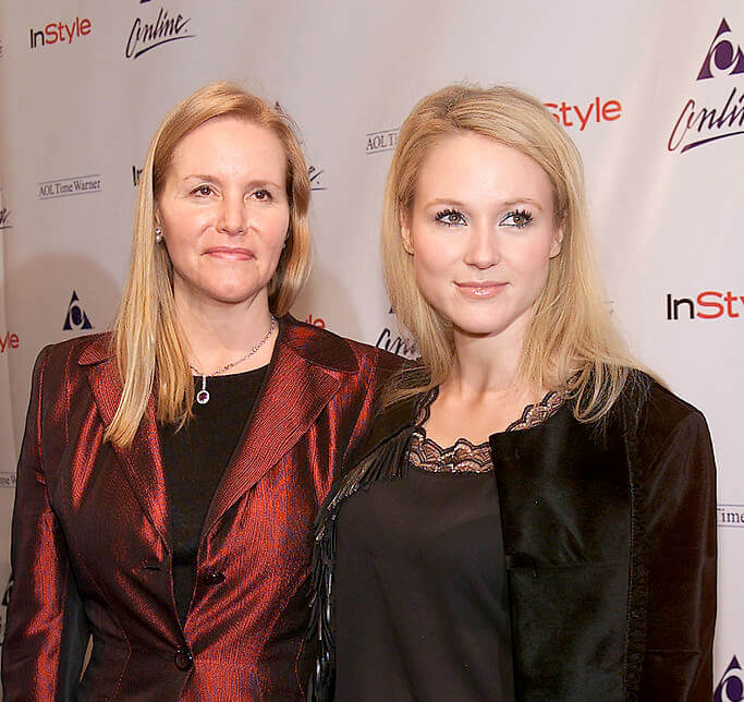 Lenedra Carroll and daughter Jewel Kilcher