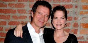 Image of Kassie Depaiva with her husband James DePaiva