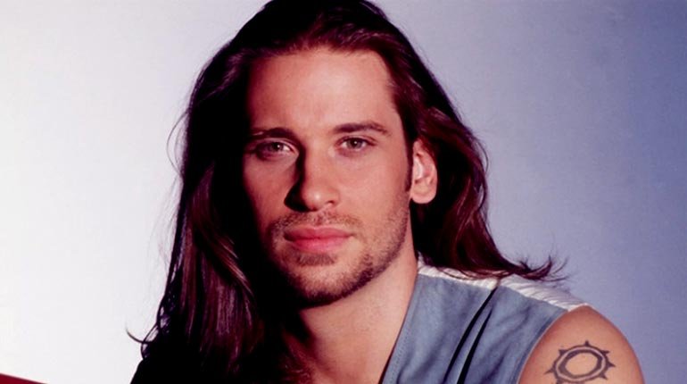Image of Roger Howarth Wife, Married, Net Worth, Family, Wiki, Bio, Children, Divorce, Height, Tattoo