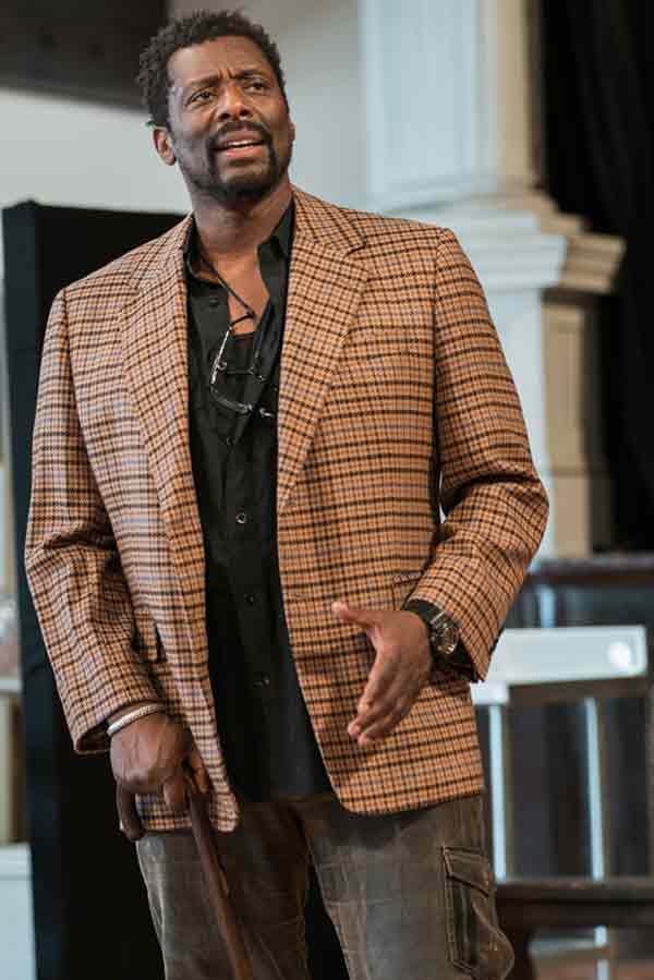 Eamonn Walker 2025 Wife, net worth, tattoos, smoking & body facts Taddlr