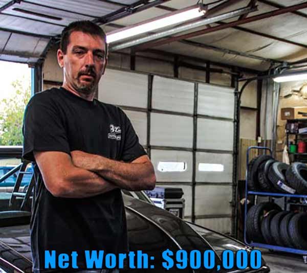 Image of Street Outlaws cast Daddy Dave net worth is $900,000