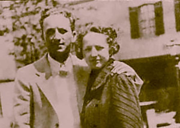 Image of Bob Dylan parents ( Father:  Abram Zimmerman and mother: Beatrice "Beatty" Stone)