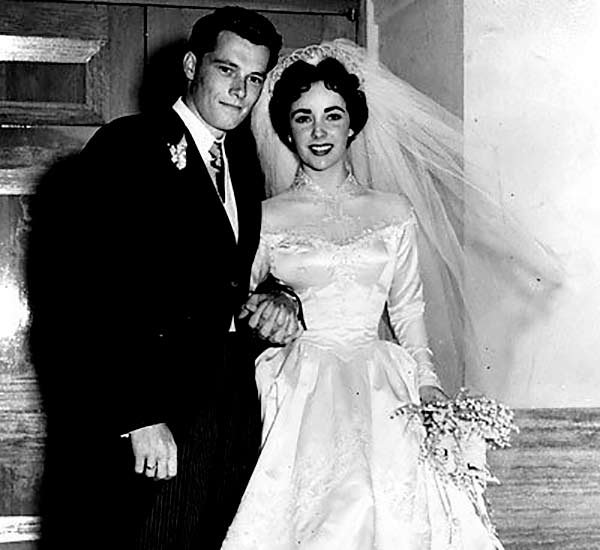 Image of Elizabeth Taylor with her first husband Conrad Hilton Jr.