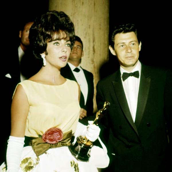 Image of Elizabeth Taylor with her husband Eddie Fisher