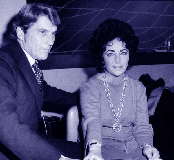 Image of Elizabeth Taylor with her sixth husband John Warner