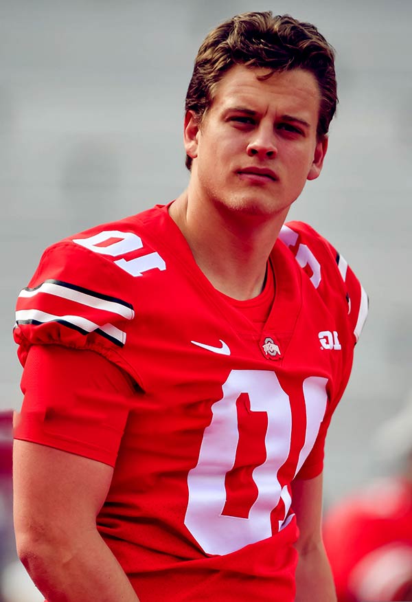 Image of American Football player, Joe Burrow height is 6 feet 4 inches