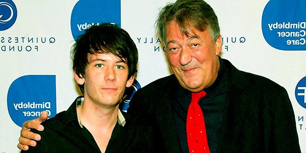 Image of  Elliot Spencer and Stephen Fry are together for more than seven years