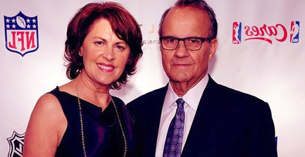 Image of Joe Torre Attending a fund Raiser With His Wife