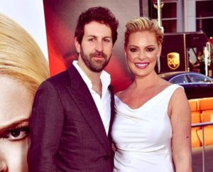 Image of Josh Kelley with his wife Katherine Heigl